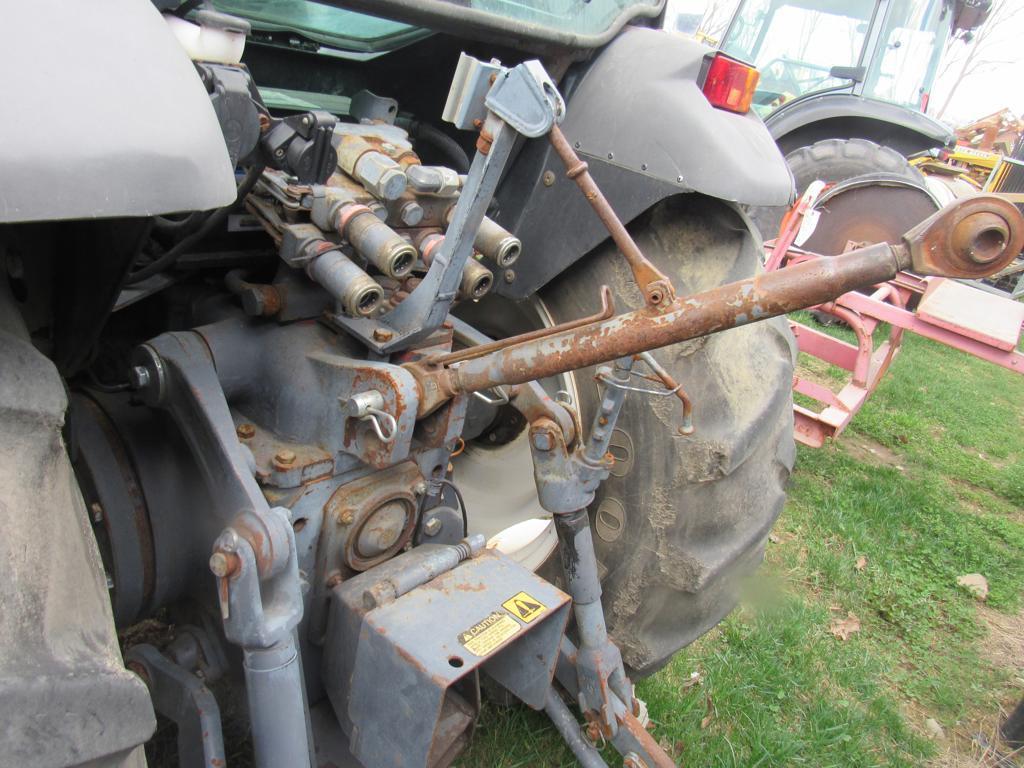 NH TN90F Tractor, Cab, 2WD