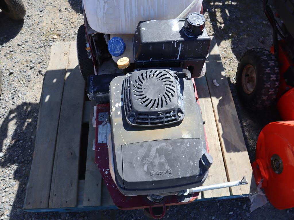 Gas Powered Line Stripper