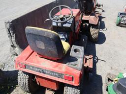 MF 1200 Garden Tractor w/ Deck (non-running)