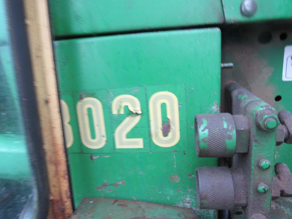 JD 3020 Tractor, Dsl, Cab, Syncro