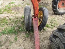 NH 258 Rake w/Dolly Wheel