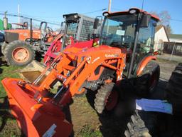 Kubota LX3310 HSD Tractor, 4x4, HST w/LA 535 Ldr