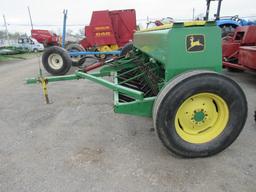 JD 8200 Grain Drill