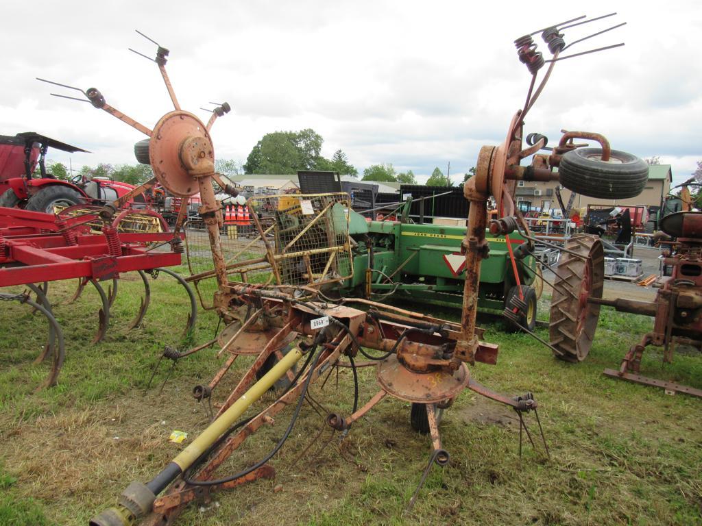 Kuhn GF5001 Tedder, Hyd Fold