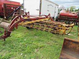 NH 256 Hay Rake