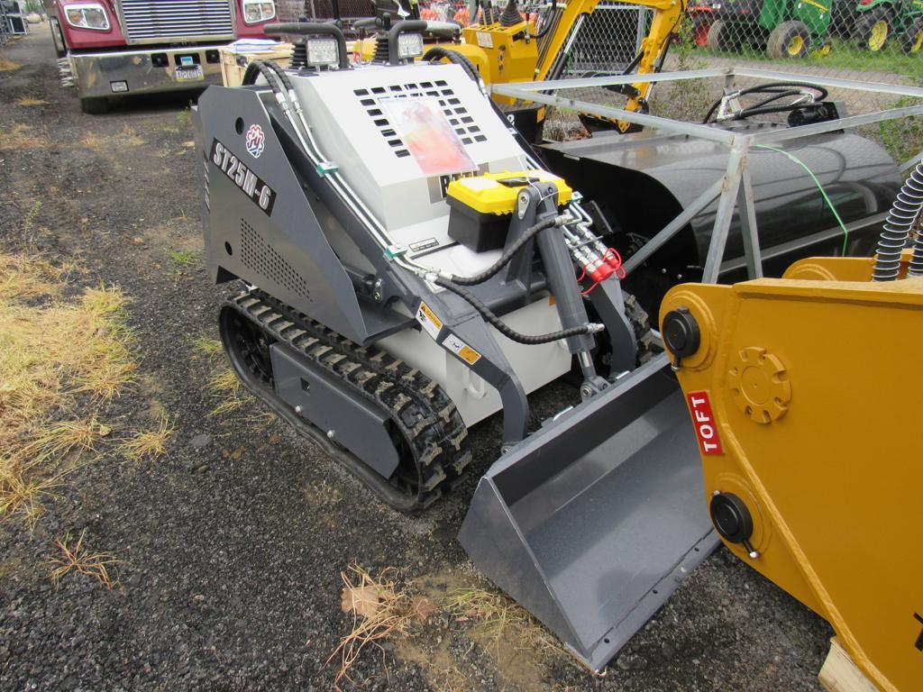 TOFT BTTL ST25M-6 Compact Skid Steer