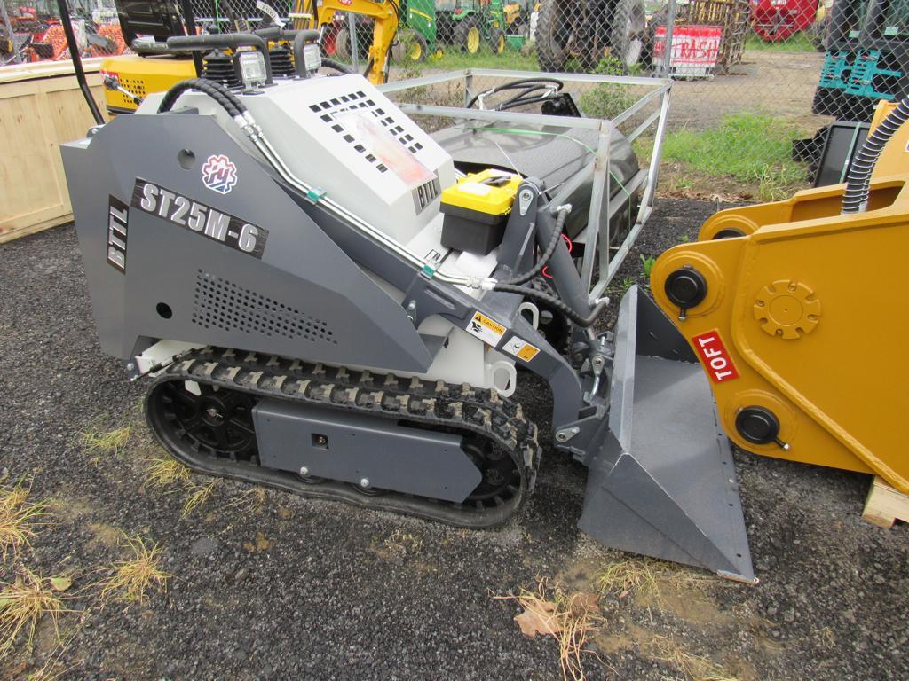 TOFT BTTL ST25M-6 Compact Skid Steer