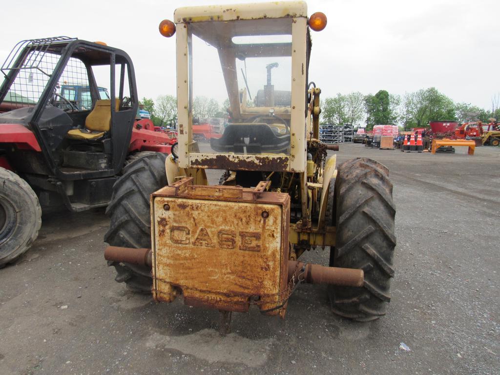 Case Tractor w/Ldr (bad fuel filter & carb issues)