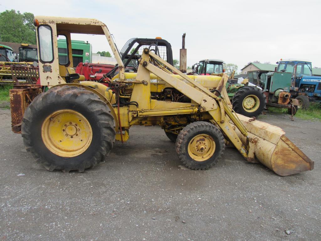 Case Tractor w/Ldr (bad fuel filter & carb issues)
