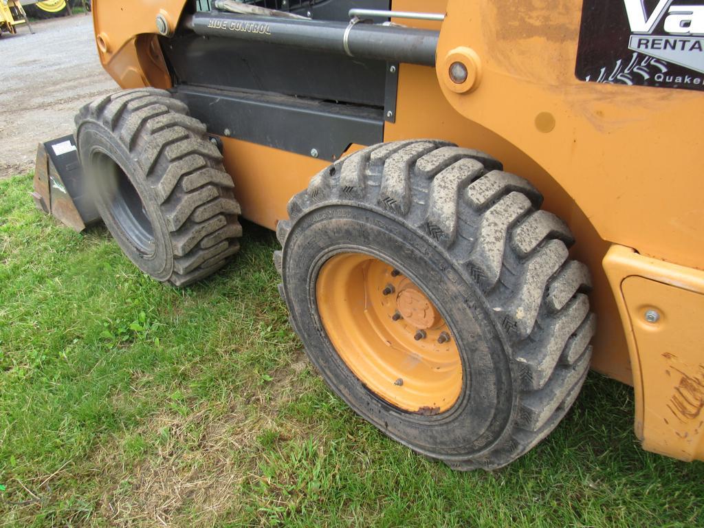 Case SR220 Skidsteer