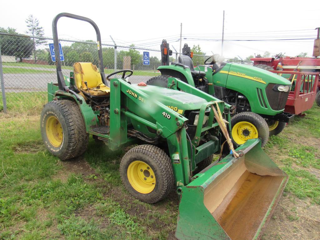 JD 4100 Compact Tractor w/410 Loader