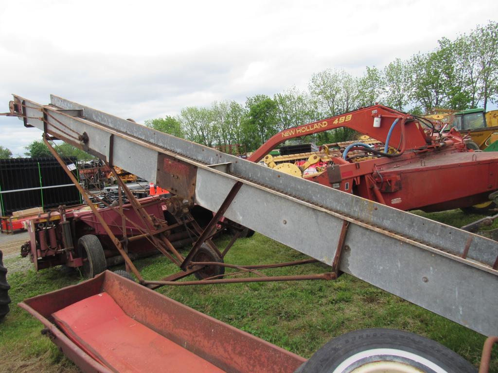 Hay Elevator