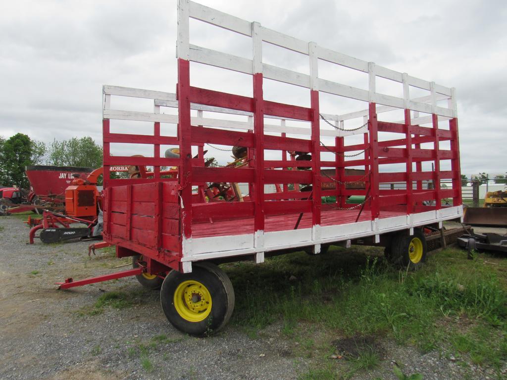 8.5 x 18 Hay Wagon w/8 Ton Gear