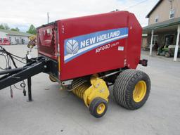 NH RF440 Round Baler