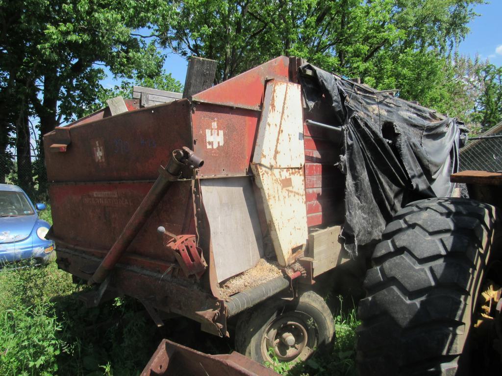 Forage Wagon