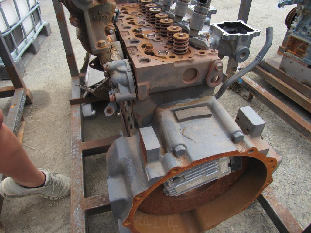 Kubota V2403 Engine