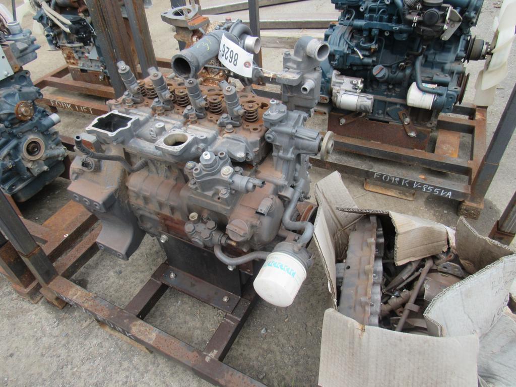 Kubota V2403 Engine