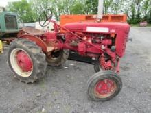 Farmall 130 Tractor, 2WD, Gas