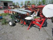 NH Transplanter w/Water