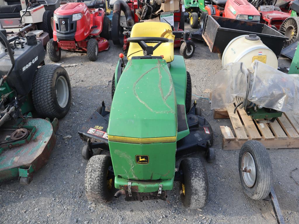 JD STX46 Riding Mower (needs battery)
