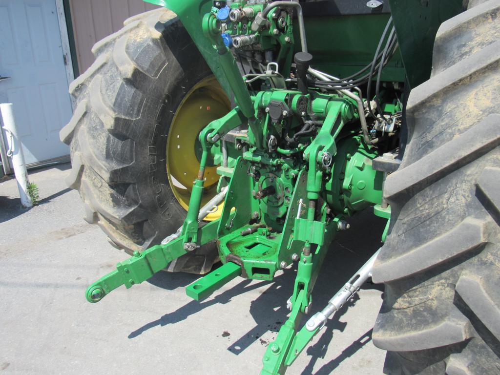 John Deere 5100 Utility Tractor