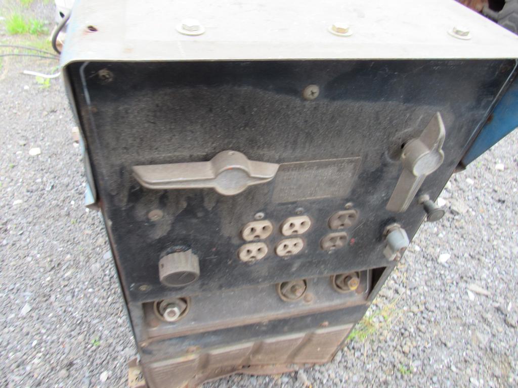 Miller Bobcat 225G Welder