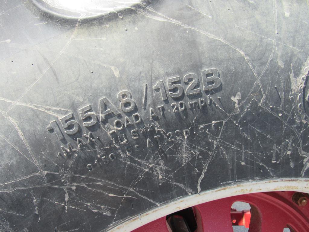 International 1586 Tractor