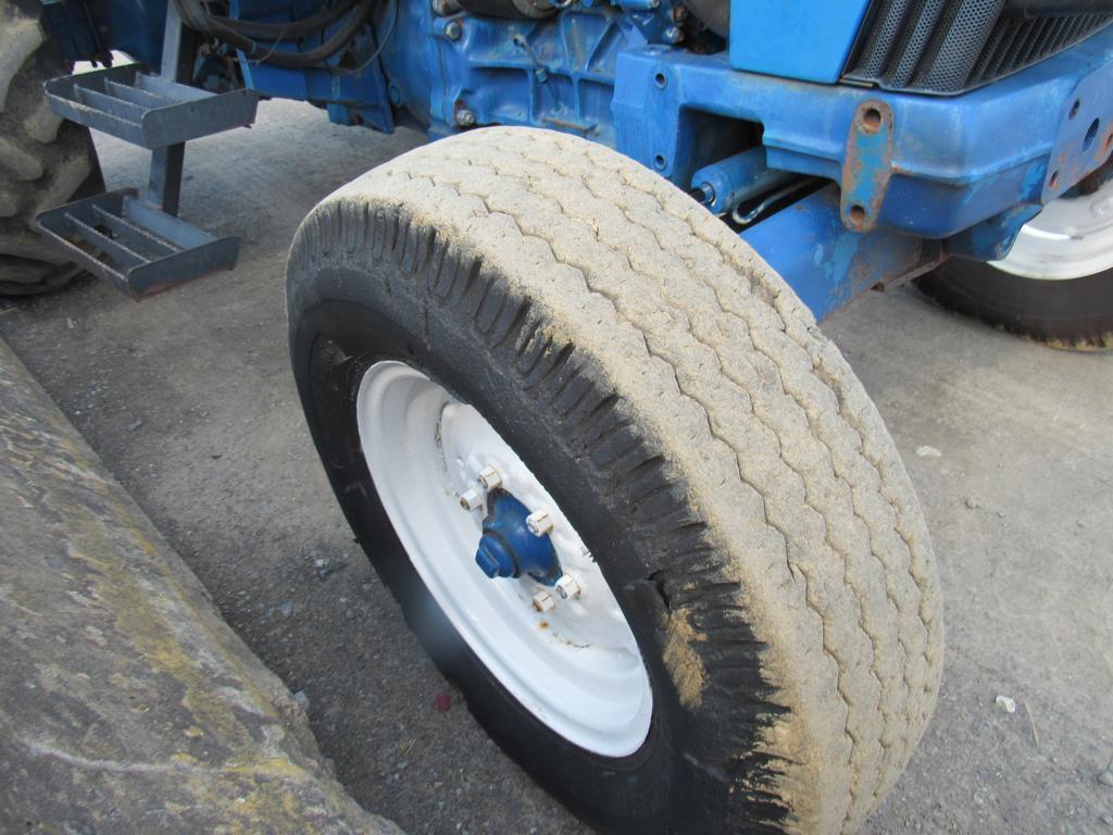 Ford 3430 Tractor, 2WD, Dsl, Cab, Heat
