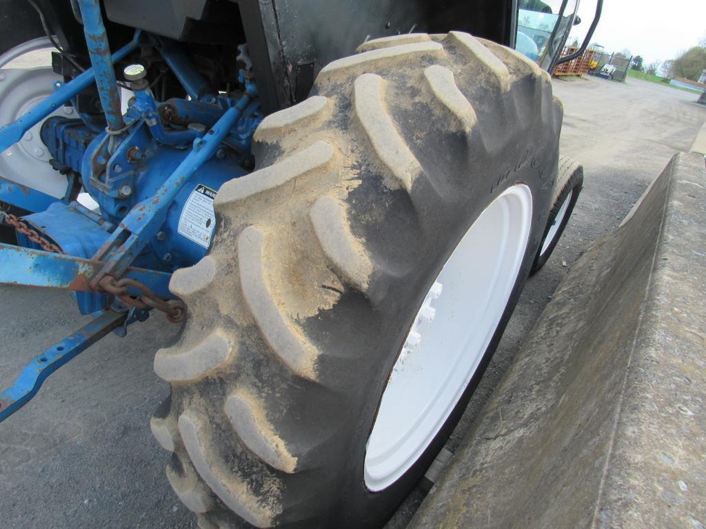 Ford 3430 Tractor, 2WD, Dsl, Cab, Heat