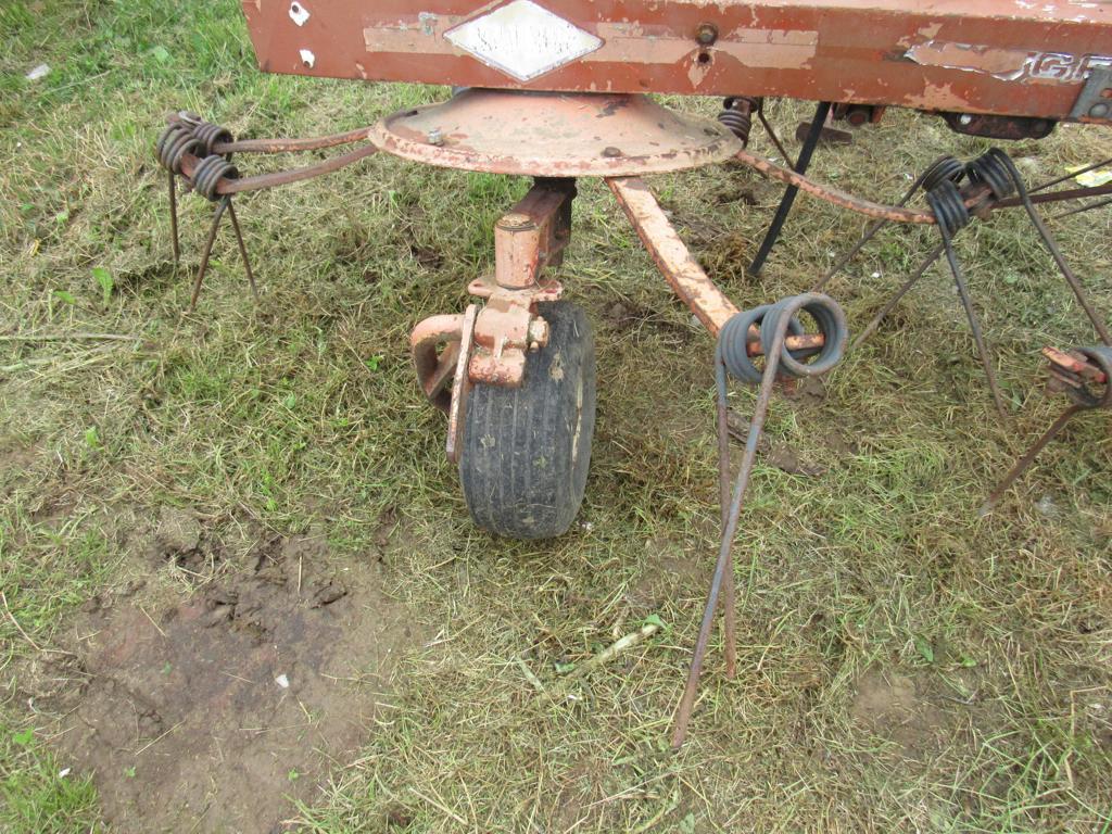Kuhn GF5001 Tedder, Hyd Fold
