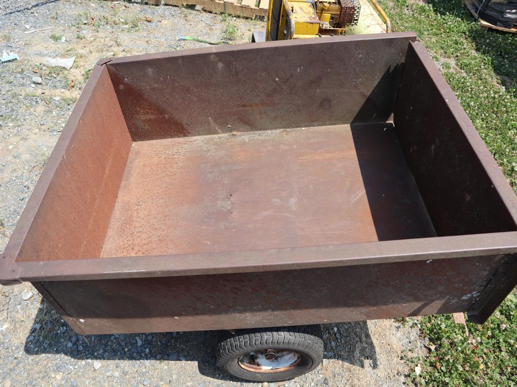 Big Hog Lawn Cart
