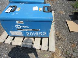 Miller Invision 456P DC Invertor Arc Welder