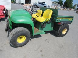 John Deere Gator