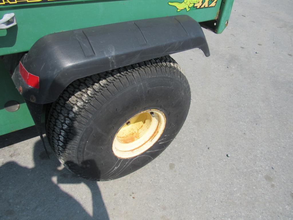 John Deere Gator