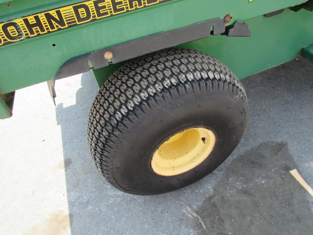 John Deere Gator
