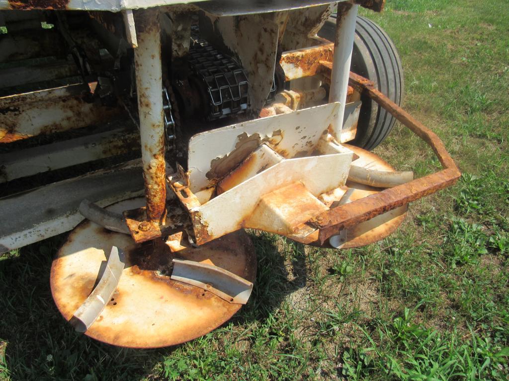 Wilmar Super 500 Fertilizer Spreader