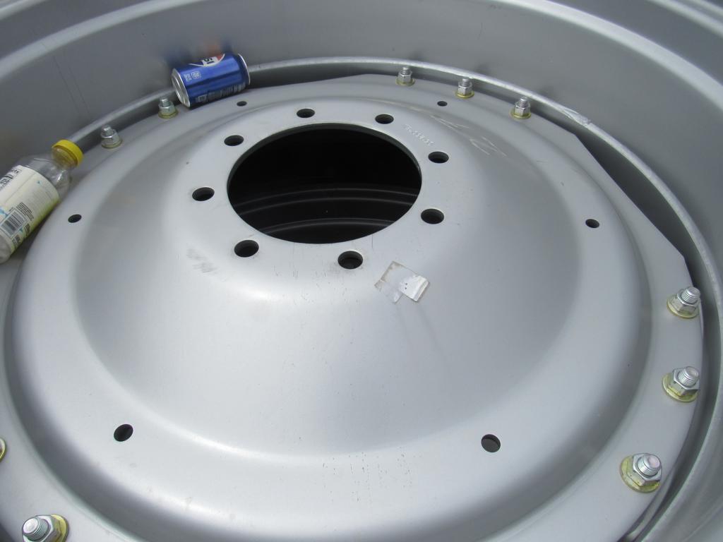 (New) Titan 16.9 x 38 Radials (pr)