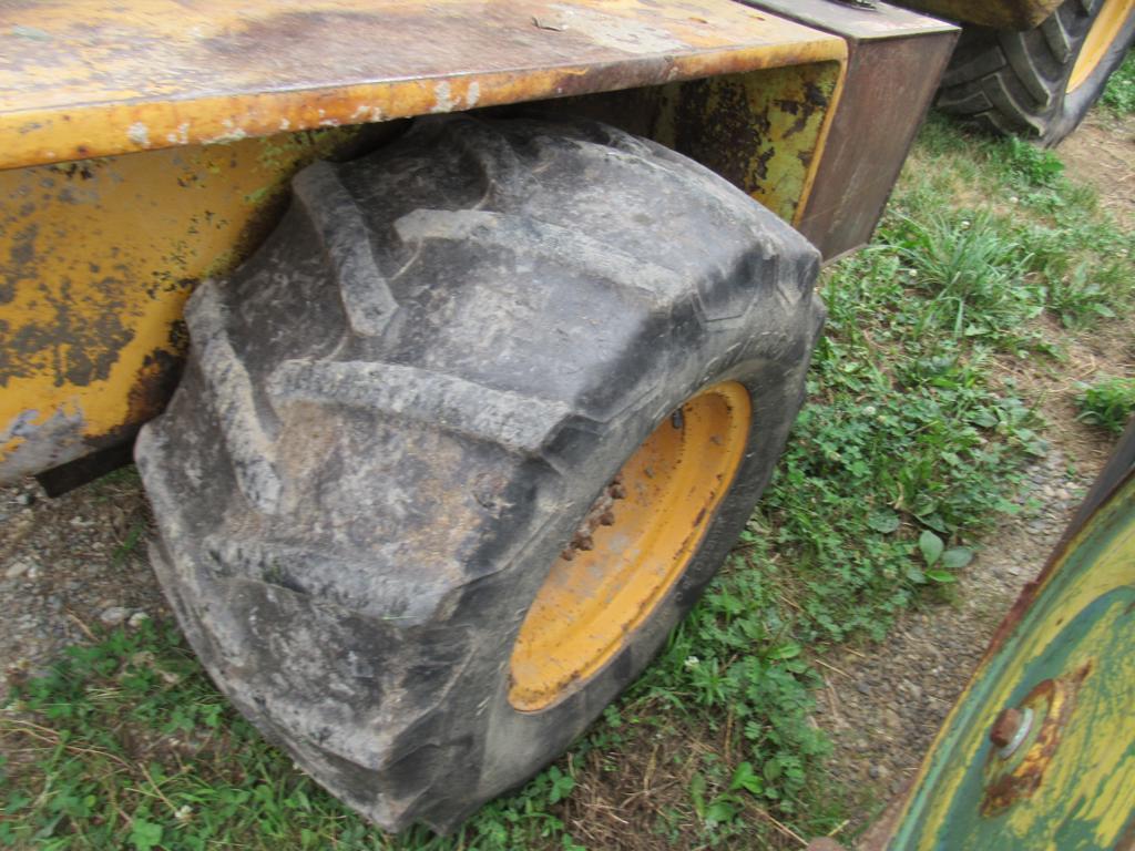 Swinger 200 Articulating Loader