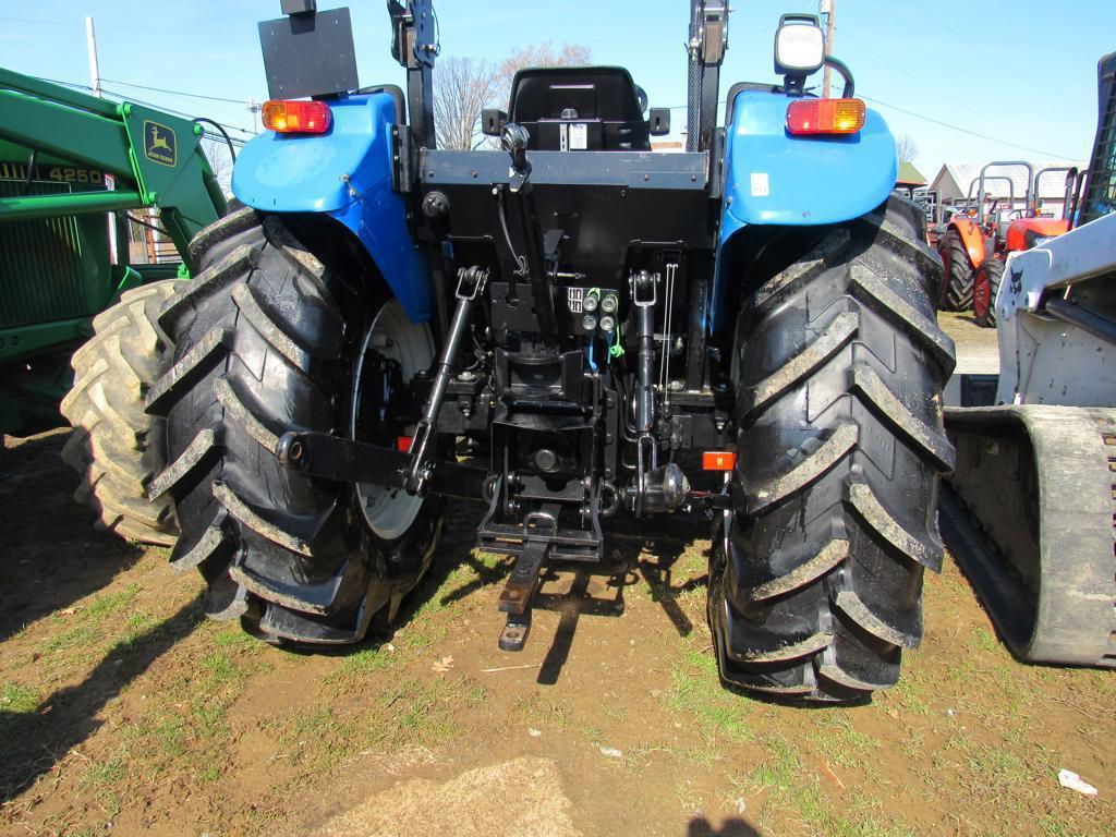 NH T5040 Tractor, 4WD, Dual Remotes, ROPS,