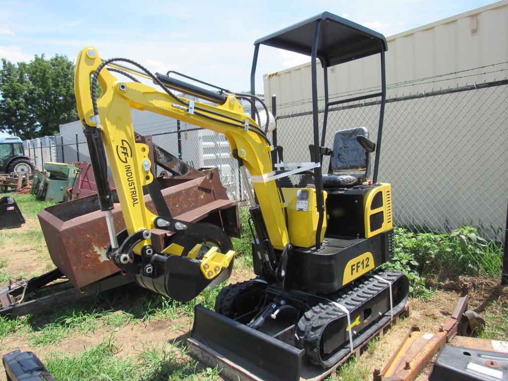 FF12 Mini Excavator