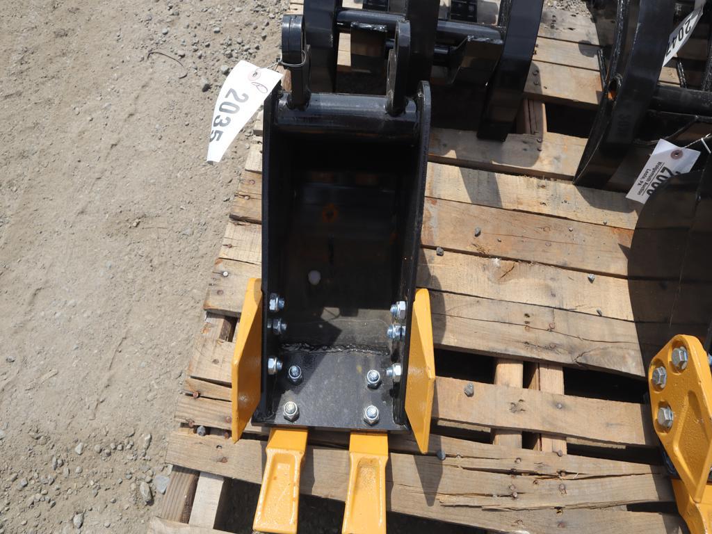 AGT 8" Excavator Bucket