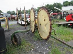John Deere 567 Wheel Rake