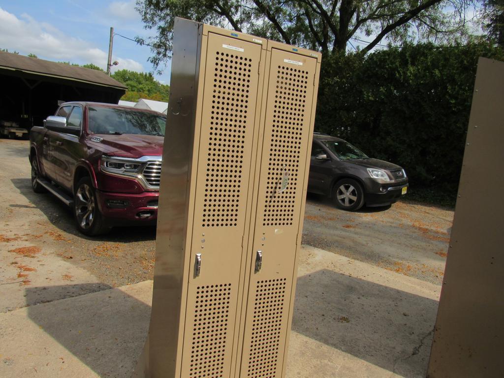Squibb 2 Metal Locker Unit