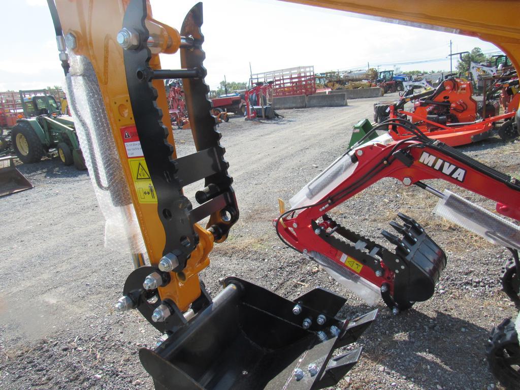 MIVA VA15 Mini Excavator