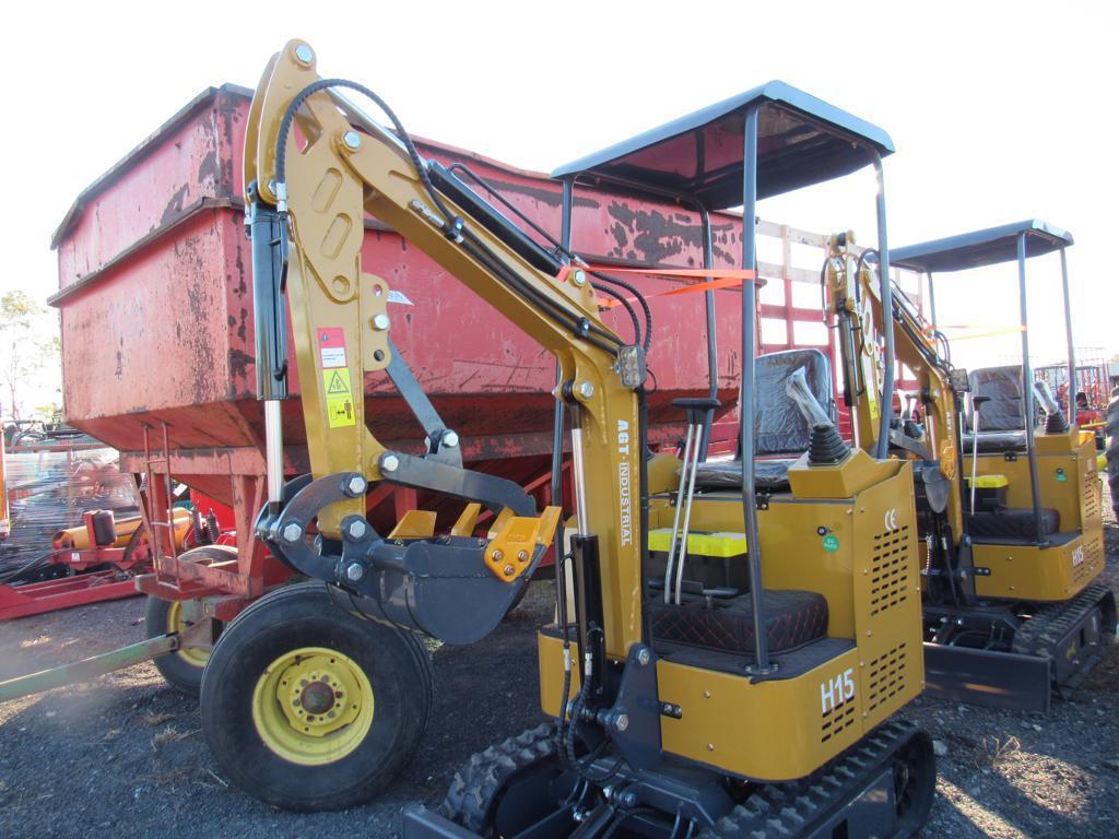 AGT H15 Excavator