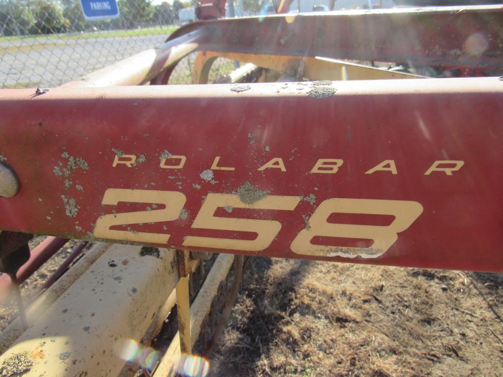 New Holland 258 Hay Rake
