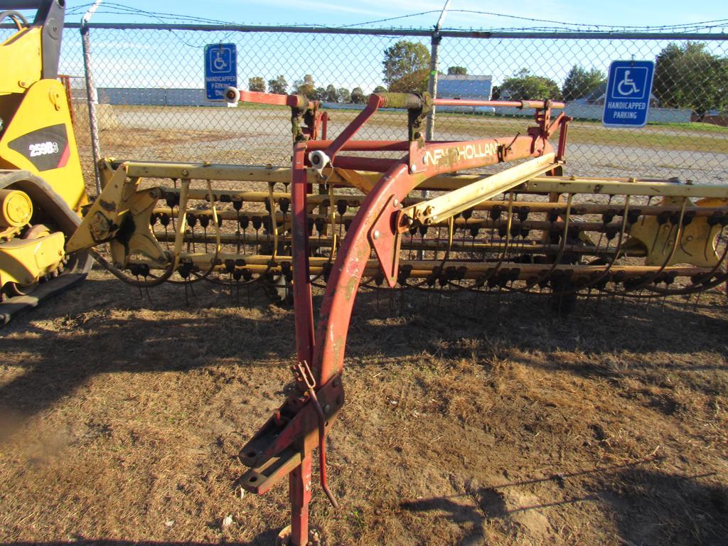 New Holland 258 Hay Rake