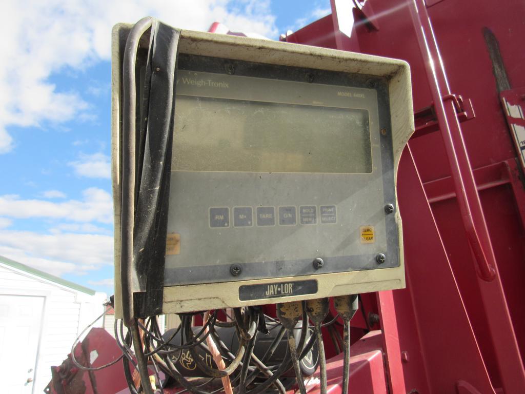 Jaylor 4425 Single Screw Mixer w/ Scales