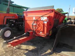 Kuhn Knight 8124 Manure Spreader