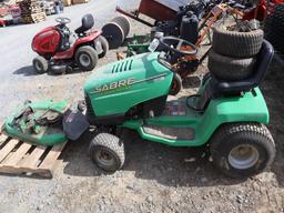John Deere Sabre Riding Tractor